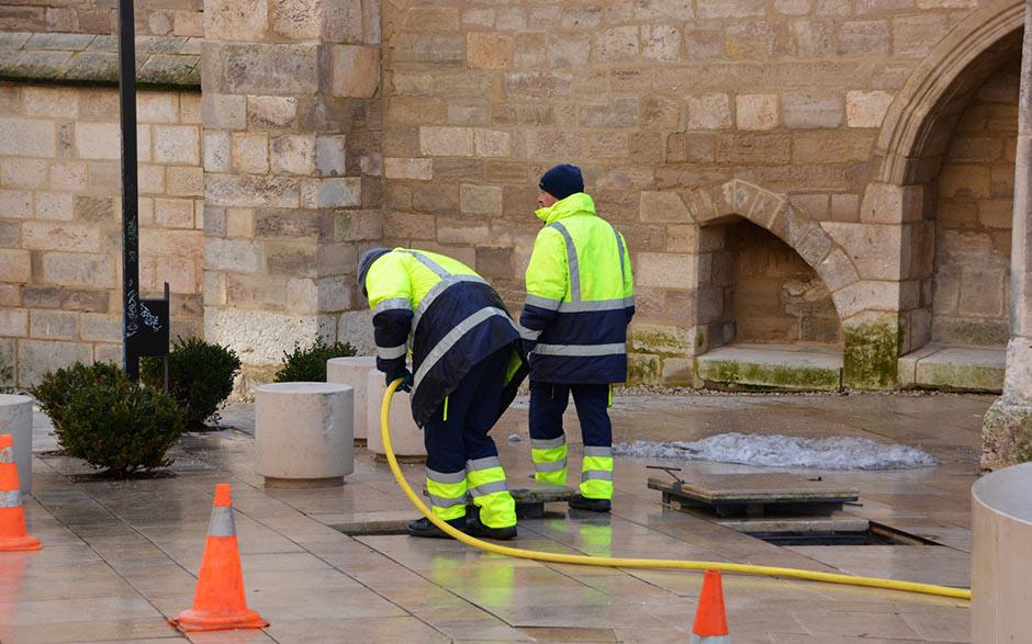 comment déboucher canalisation wc Roissy-en-Brie